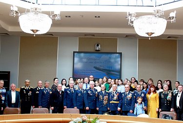 Выпускники Оренбургской летки встретились за круглым столом